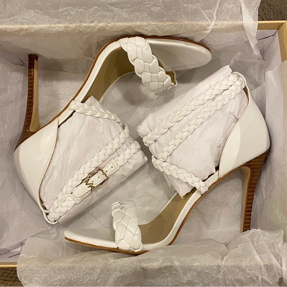 Michael Kors White Astrid Wrapped Sandals Slide Shoes Heels Pumps 8 NEW - Picture 5 of 7